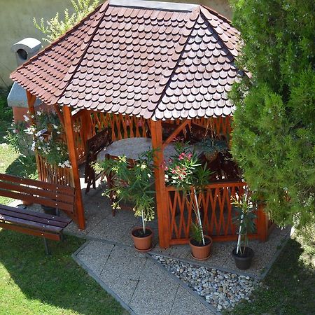 Apartman Aniko Vendeghaz 하르카니 객실 사진