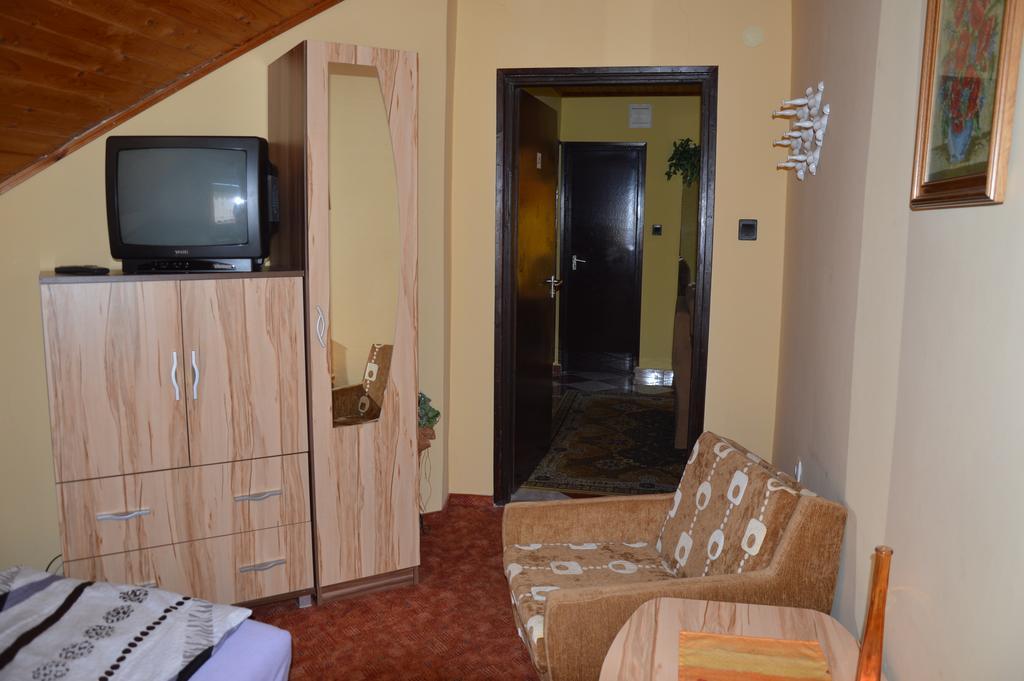 Apartman Aniko Vendeghaz 하르카니 객실 사진